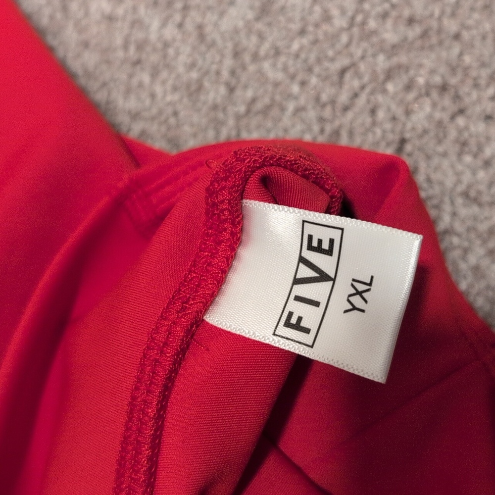 Five Red Dance Leggings - Picture 4 of 6